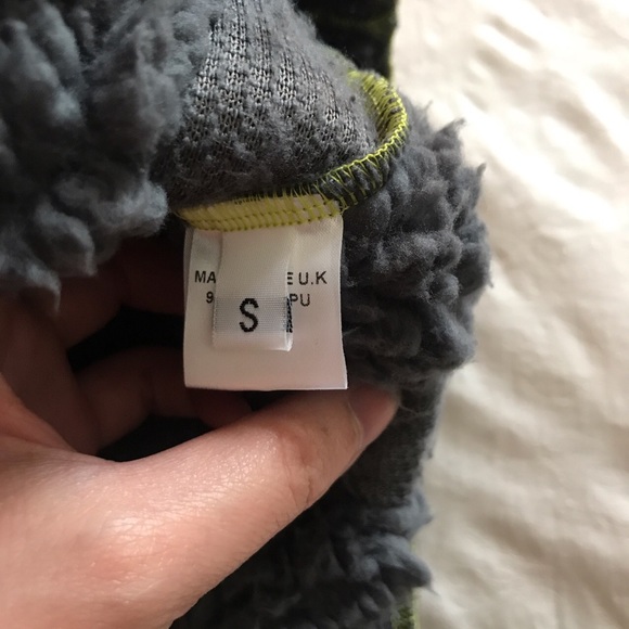 SOLD.NWT Helenamanzano Turtleneck - Picture 7 of 7